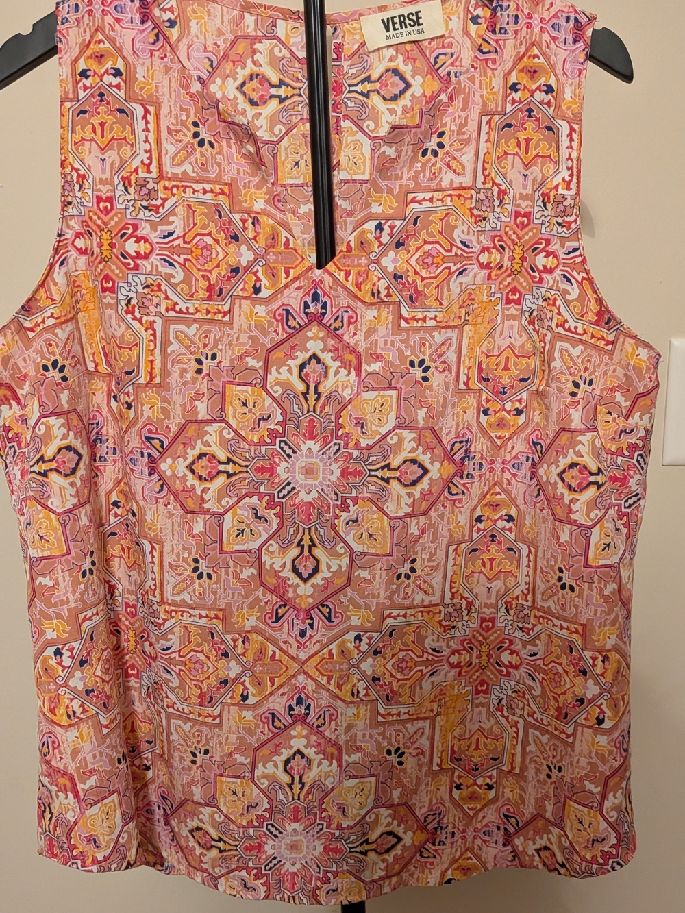 Verse Printed Sleeveless Tank Top - Pink Multi